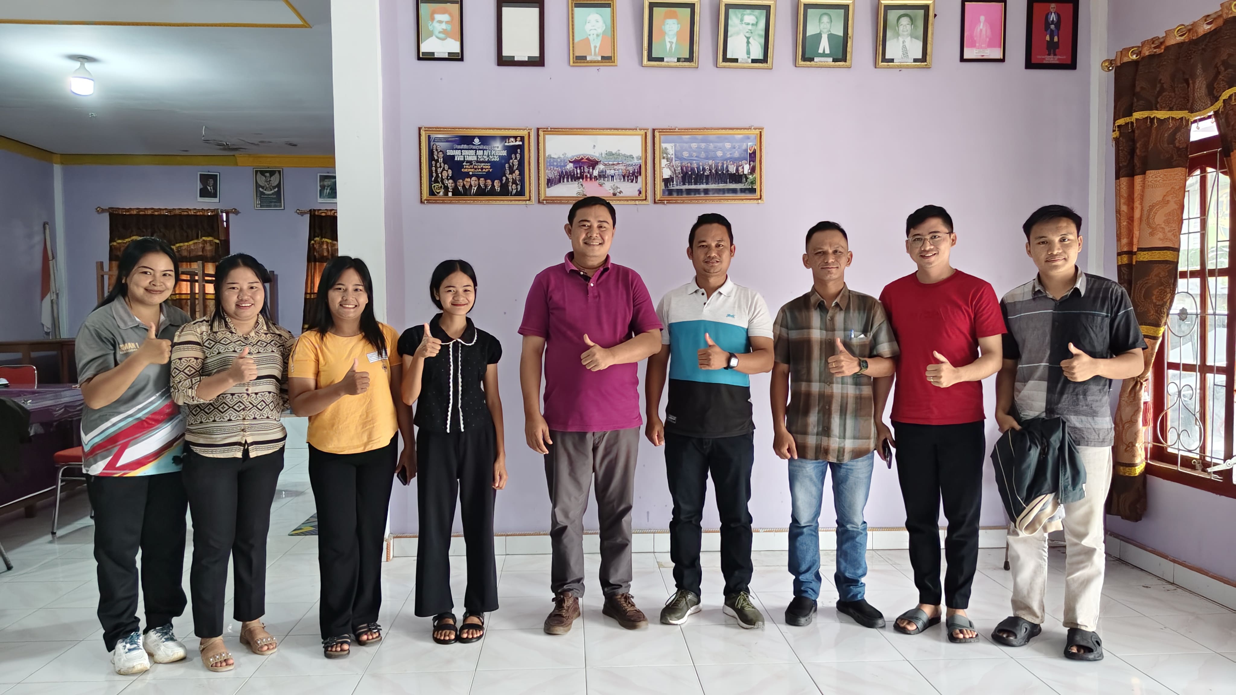 Pengurus dan Panitia Natal KPMG Resort 14 Luaha Idanogawo Audiensi dengan Ephorus Gereja AFY