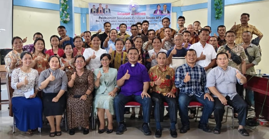 Ephorus AFY Pimpin Langsung Sosialisasi Tata Gereja dan PRT di Zona 4 Nias Selatan